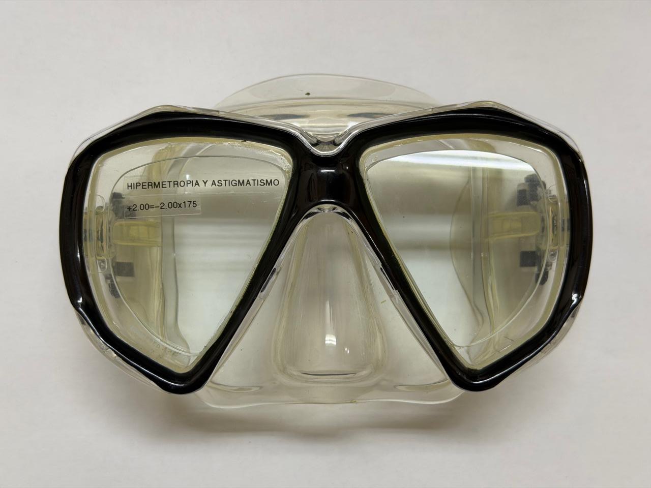 Visor de buceo con graduación incorporada por Atelier Visual, modelo 4